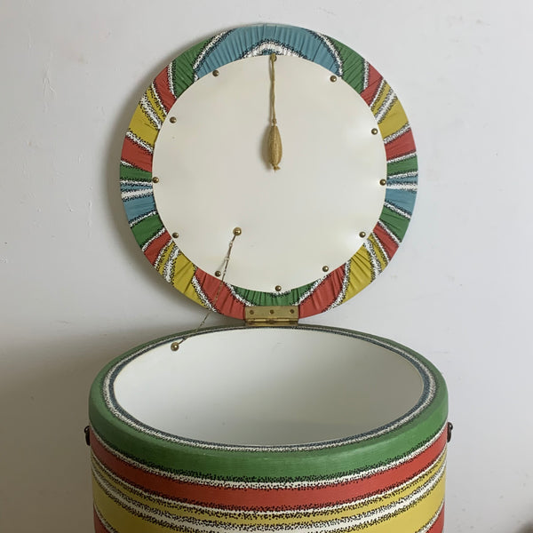 Vintage Mid Century Wäschepuff Wäschetruhen