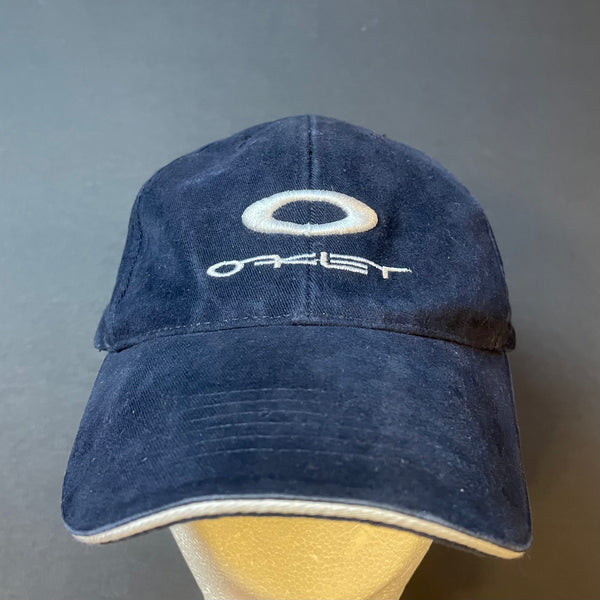 Oakley early 2000s Cap - Vintage