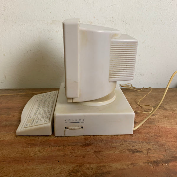 Vintage PC AUTO- SCAN FM RADIO
