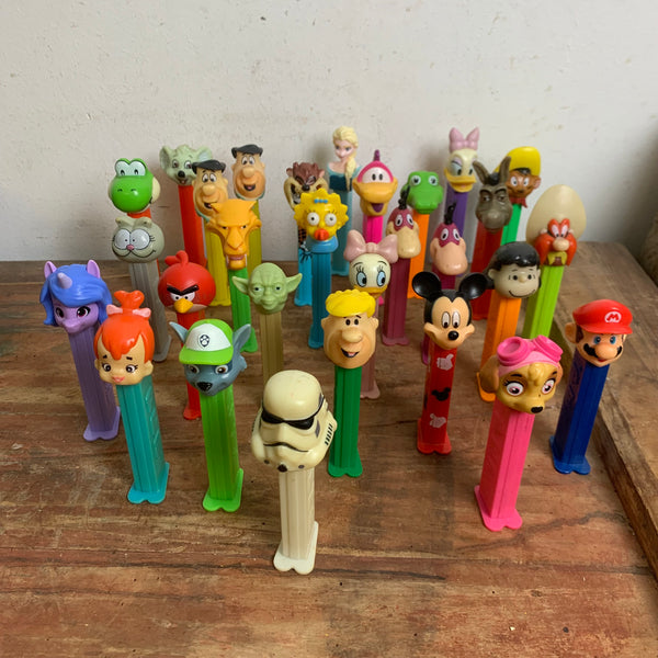 Vintage PEZ Figuren Konvolut