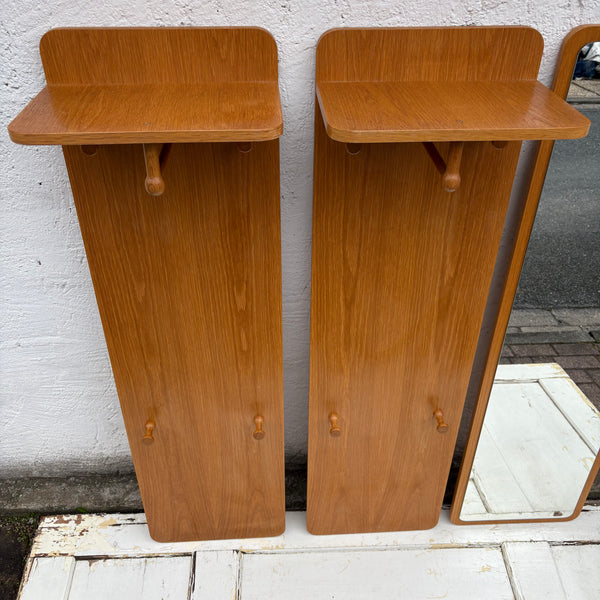 Vintage dreiteilige Garderobe mit Spiegel