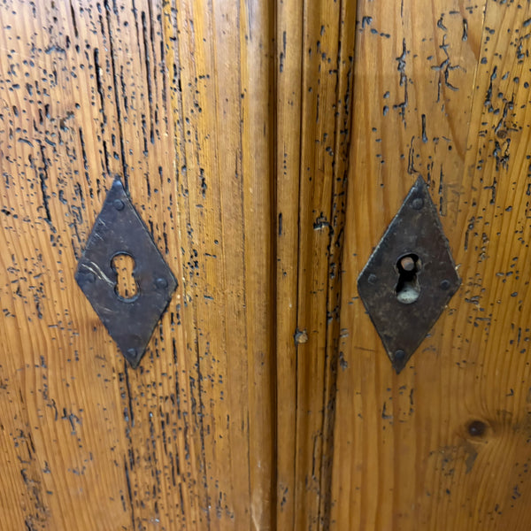 Antiker Barock Bauernschrank