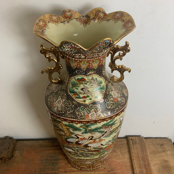 Antike große Asiatische Vase