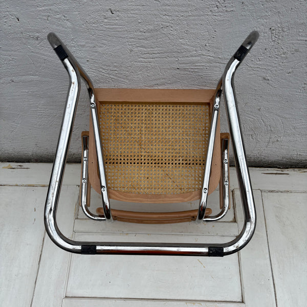 2 Freischwinger mit Armlehnen nach Marcel Breuer