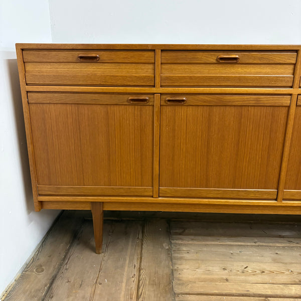 Vintage Mid Century Teakholz Sideboard