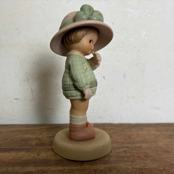 Vintage Figur Memories of Yesterday Blowing A Kiss To A Dear I Miss