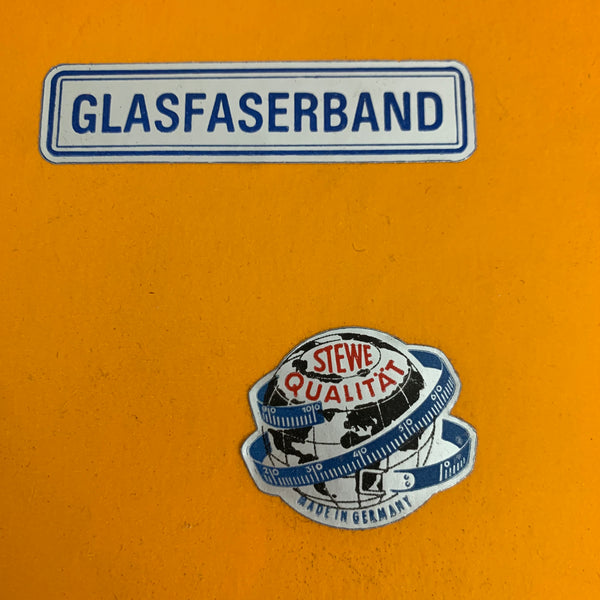 Vintages Maßband aus Leinen und Leder