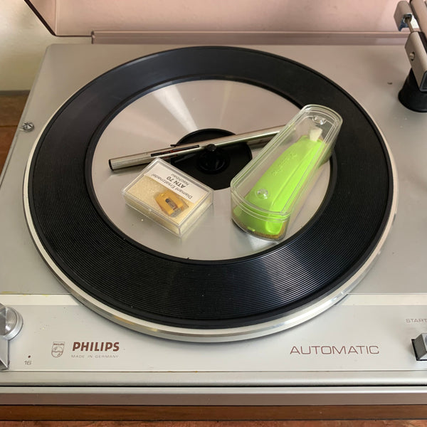 Vintage Schallplattenspieler GF660 von Philips