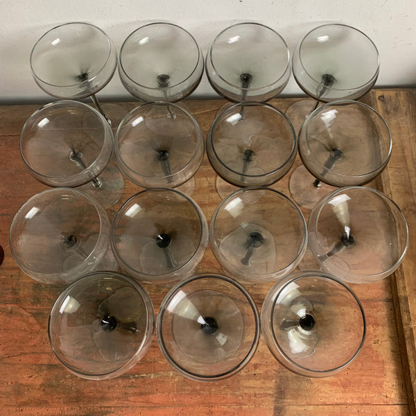 15 Mundgeblasene Champagnerschalen Cocktail Gläser Smoke von Broste Copenhagen