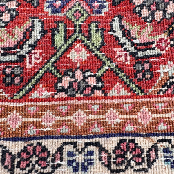 Handgeknüpfter persischer Täbriz Teppich