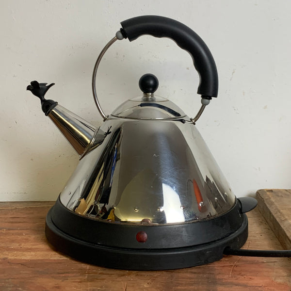 Design Wasserkocher von Michael Graves für Alessi