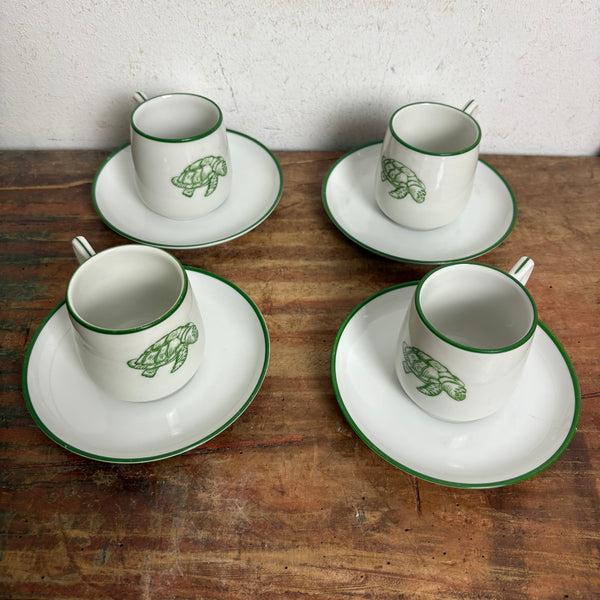 Vintage 4er Set Tassen mit Untertassen für Schildkrötensuppe