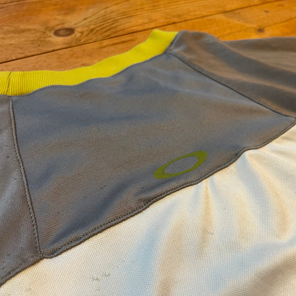 Oakley Longsleeve - Early 2000s Vintage