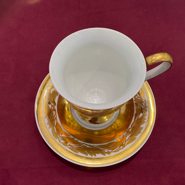 Patriotische Porzellan Prunktasse mit Eisernem Kreuz 1914 von KPM Zeptermarke