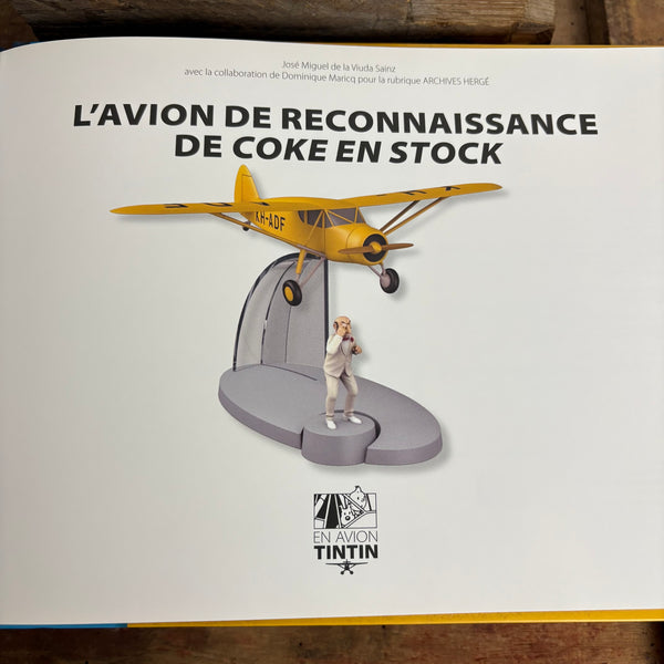 Modell Figur und Buch Tim und Struppi Aufklärungsflugzeugs Albatros und mit Rastapopoulos aus Koks an Bord