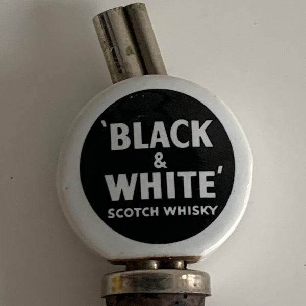 Vintage Ausgießer Black and White Scotch Whisky