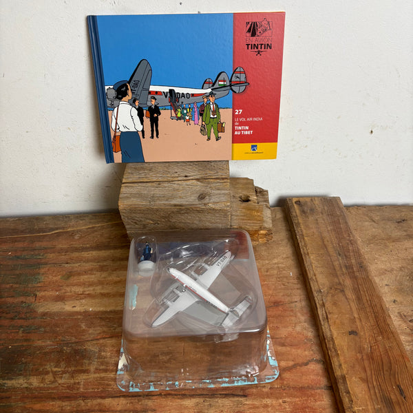 Modell Figur und Buch Tim und Struppi Das Flugzeug der Air India mit Kapitän Haddock aus Tim im Tibet