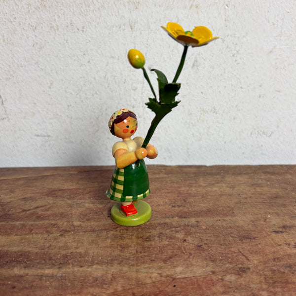 Blumenkind Mädchen mit gelber  Blume von Weha