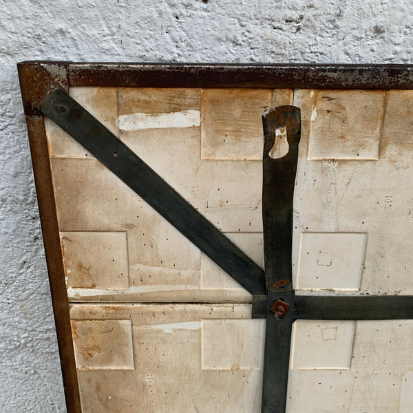 Antiker Fliesenspiegel