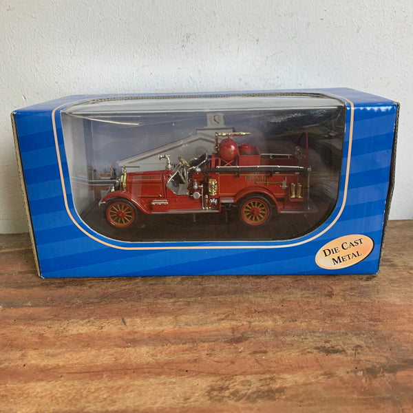 Modell 1921 American Lafrance Fire Truck