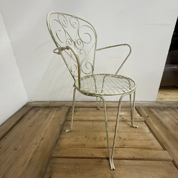 Vintage französisches schmiedeeisernes Gartenset mit Tisch und vier Stühlen