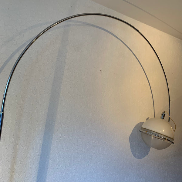 Vintage Space Age Bogenlampe Focus Bogen Stehlampe von Fabio Lenci für Guzzini