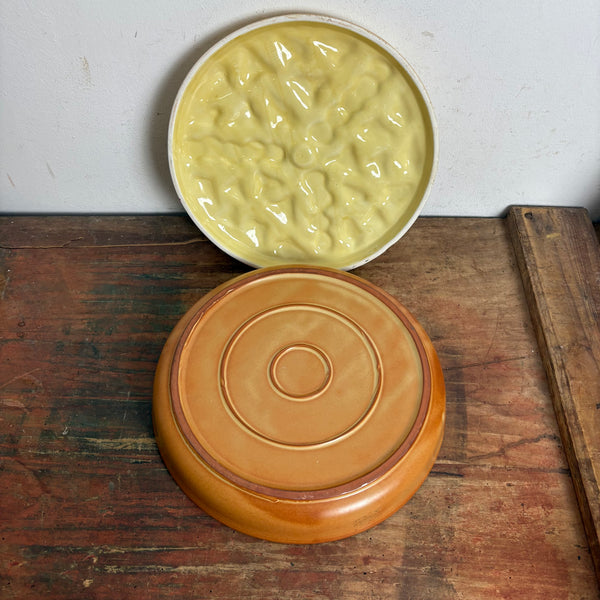 Vintage Keramik Erdbeerkuchen Form mit Deckel