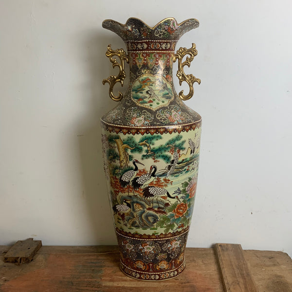 Antike große Asiatische Vase