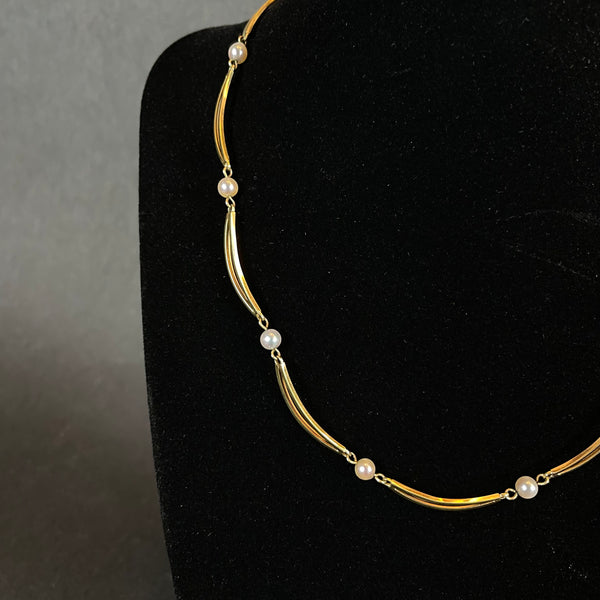Gold-Collier mit Perlen in 333er Gelbgold