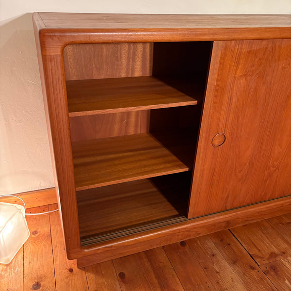 Vintage Dänisches Teakholz Sideboard von Silkeborg
