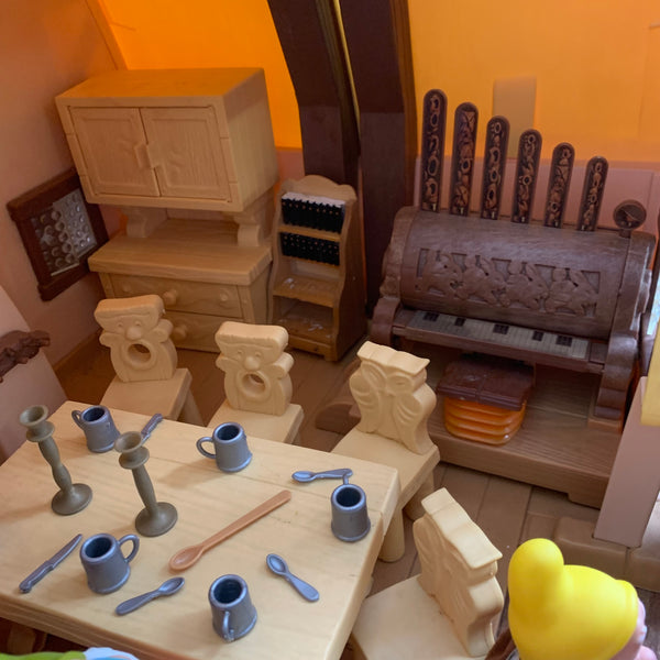 Disney Schneewittchen und die sieben Zwerge großes Landhaus Spielset mit Zubehör