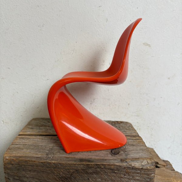 Miniatur Panton Chair von Vitra in orange