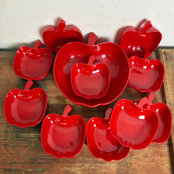 Vintage Schalen Set Luran in Apfelform von BASF rot