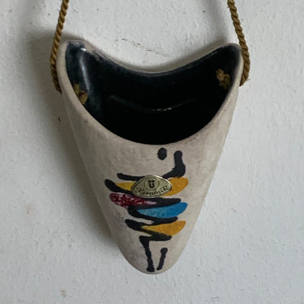 Vintage Keramik Wand Vase von Überlacker 737