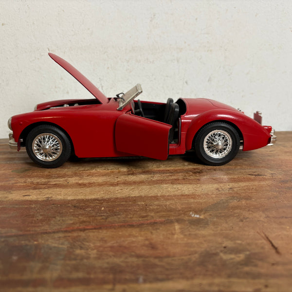 Modellauto MGA Twin Cam