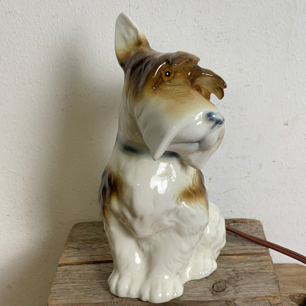 Mid Century Rauchverzehrer Terrier Hund