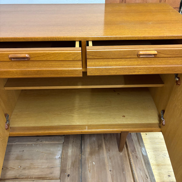 Vintage Mid Century Teakholz Sideboard