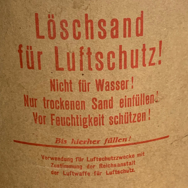 Historischer Eimer aus Pappe Löschsand für Luftschutz