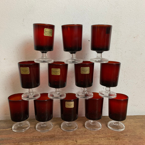 12 Luminarc Gläser in rubinrot