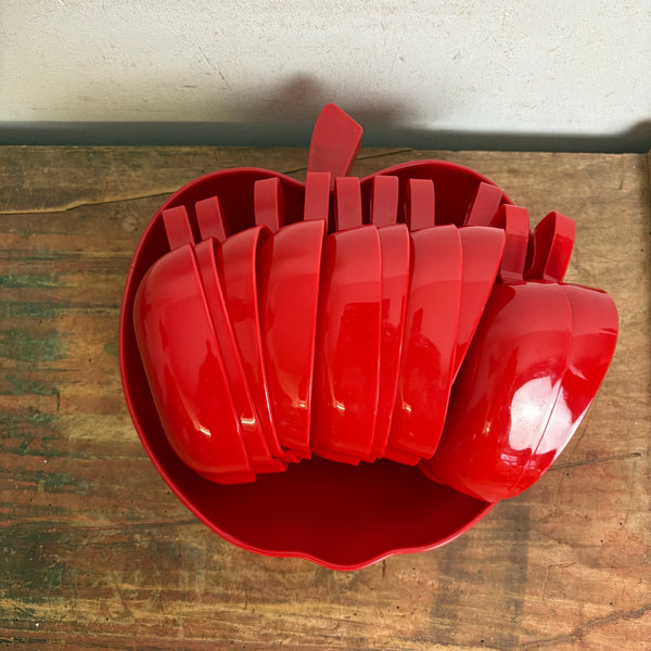 Vintage Schalen Set Luran in Apfelform von BASF rot