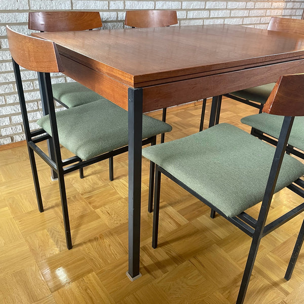 Minimalistisches skandinavisches Design 6 Stühle und ein ausziehbarer Esstisch