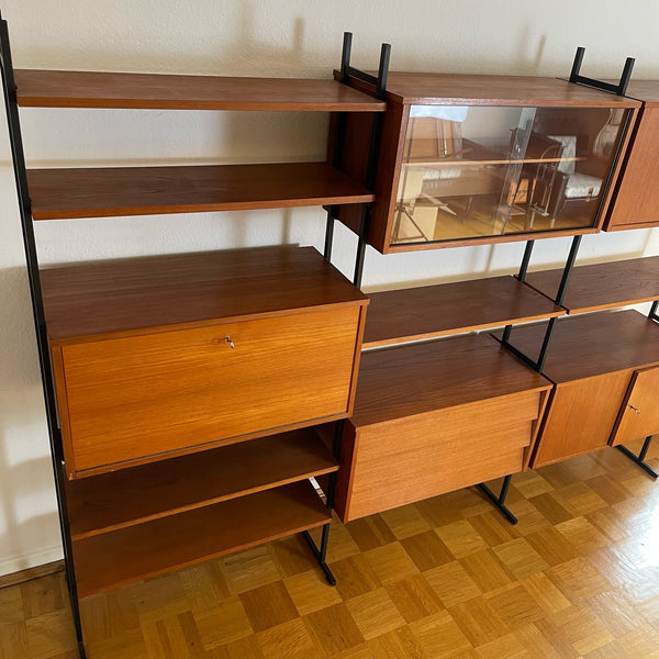 Vintage freistehendes Teakholz Regalsystem euroclassic von Ilse Möbel