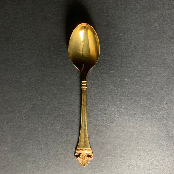 Klassische vintage 6
Tassenlöffel Rosenmuster von Robbe & Berking 800er Silber vergoldet