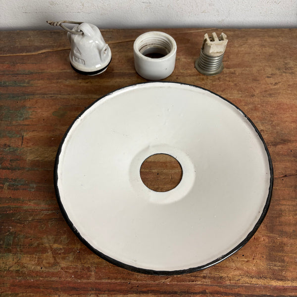 Bauhaus Emaille Lampe