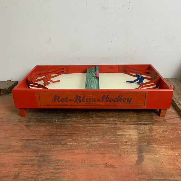 Antikes Rot Blau Hockey Tisch Spiel