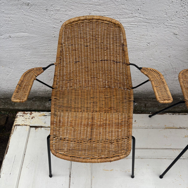 Zwei Vintage Basket Chair Korbstuhl mit Armlehnen von Gian Franco Legler