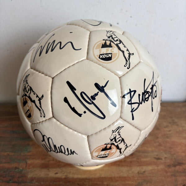 Spielball Fußball 1. FC Köln mit Autogrammen allen Spielern