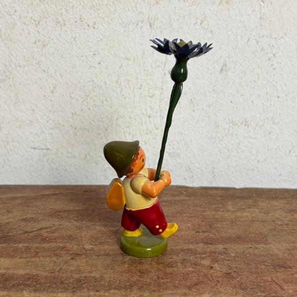 Blumenkind Junge mit blauer  Blume von Weha