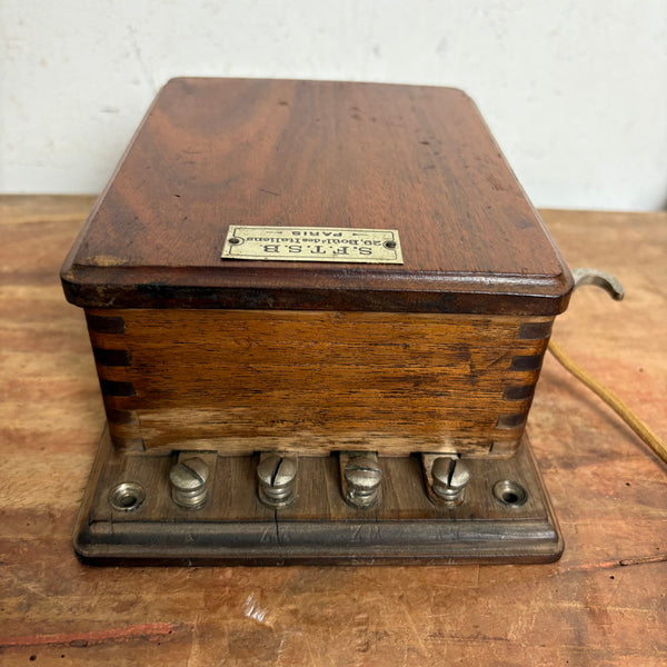 Antikes Wandtelefon