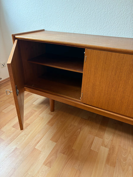 Vintage Mid Century Teakholz Sideboard